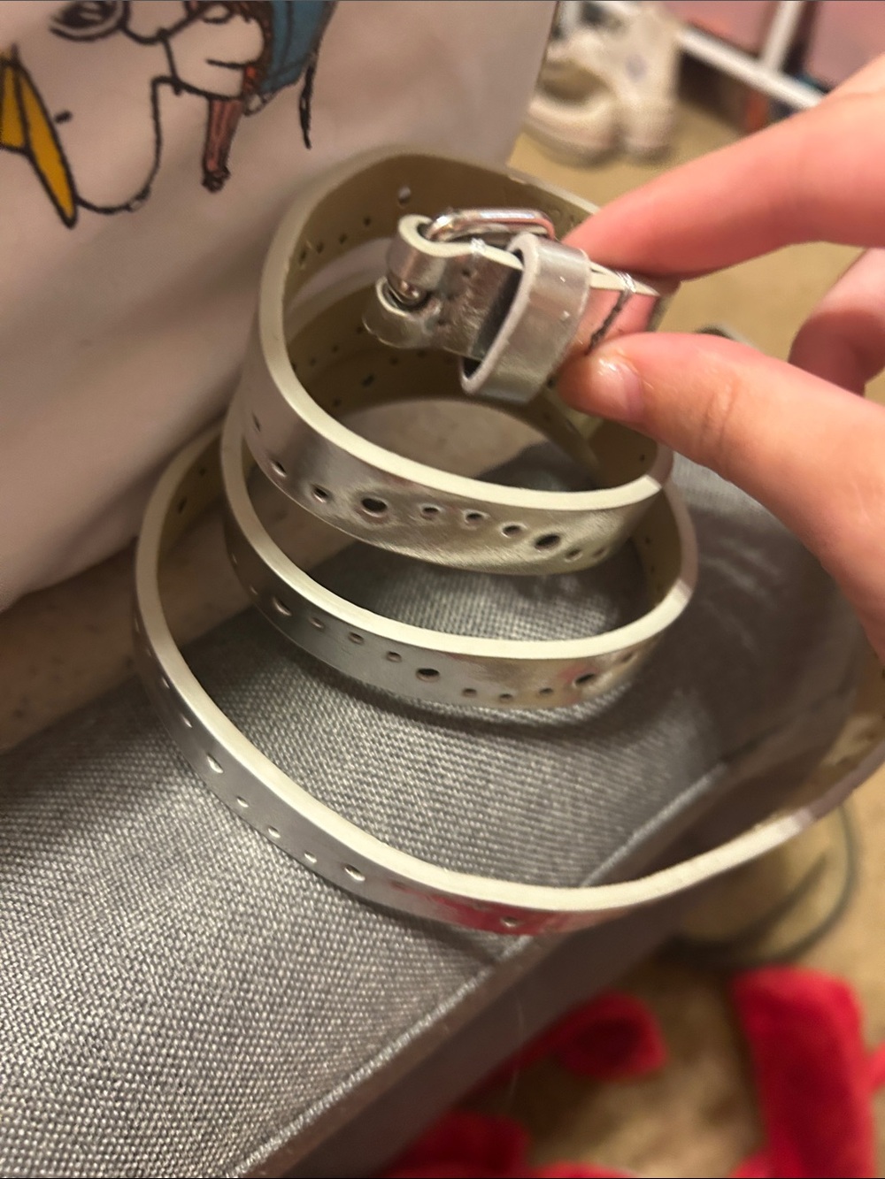 Women's Metallic Silver Double-Wrap Belt with Polished Buckle